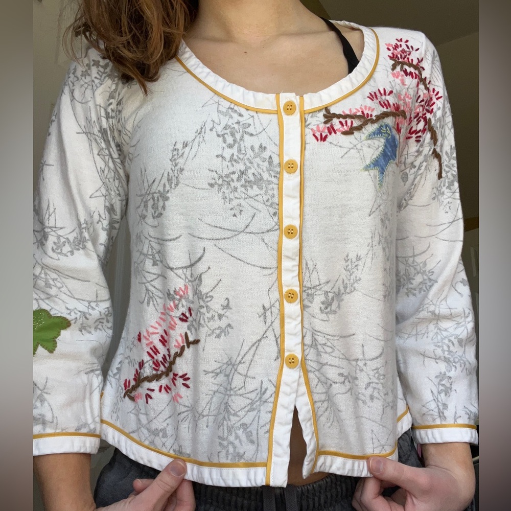 Stitched Button Up Top - Picture 3 of 3